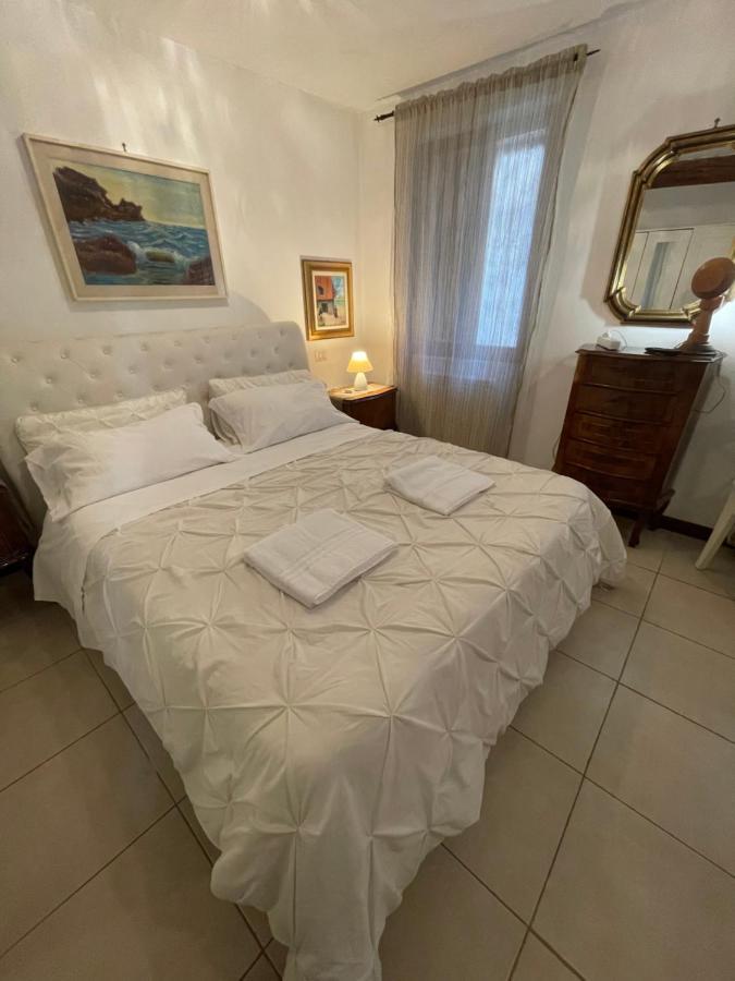 Home Lovers Apartment Венеция Экстерьер фото